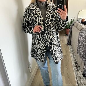 Banana Republic Women's Black and White Coat